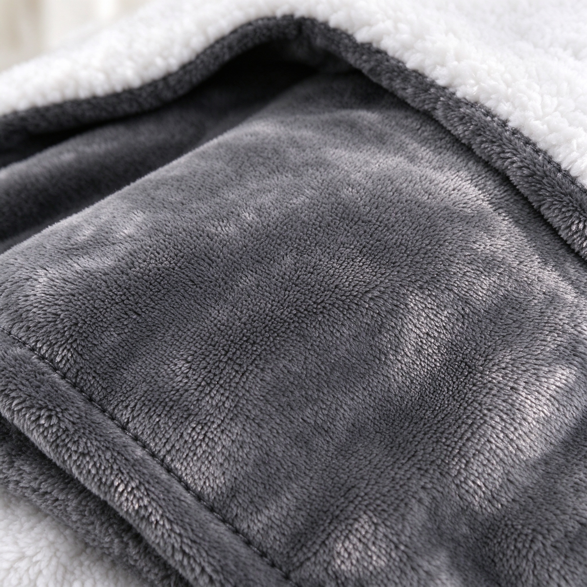 Double-Sided Sherpa Fleece Throw Blanket, Reversible Warm Flannel Sherpa Blanket | COZORVEL