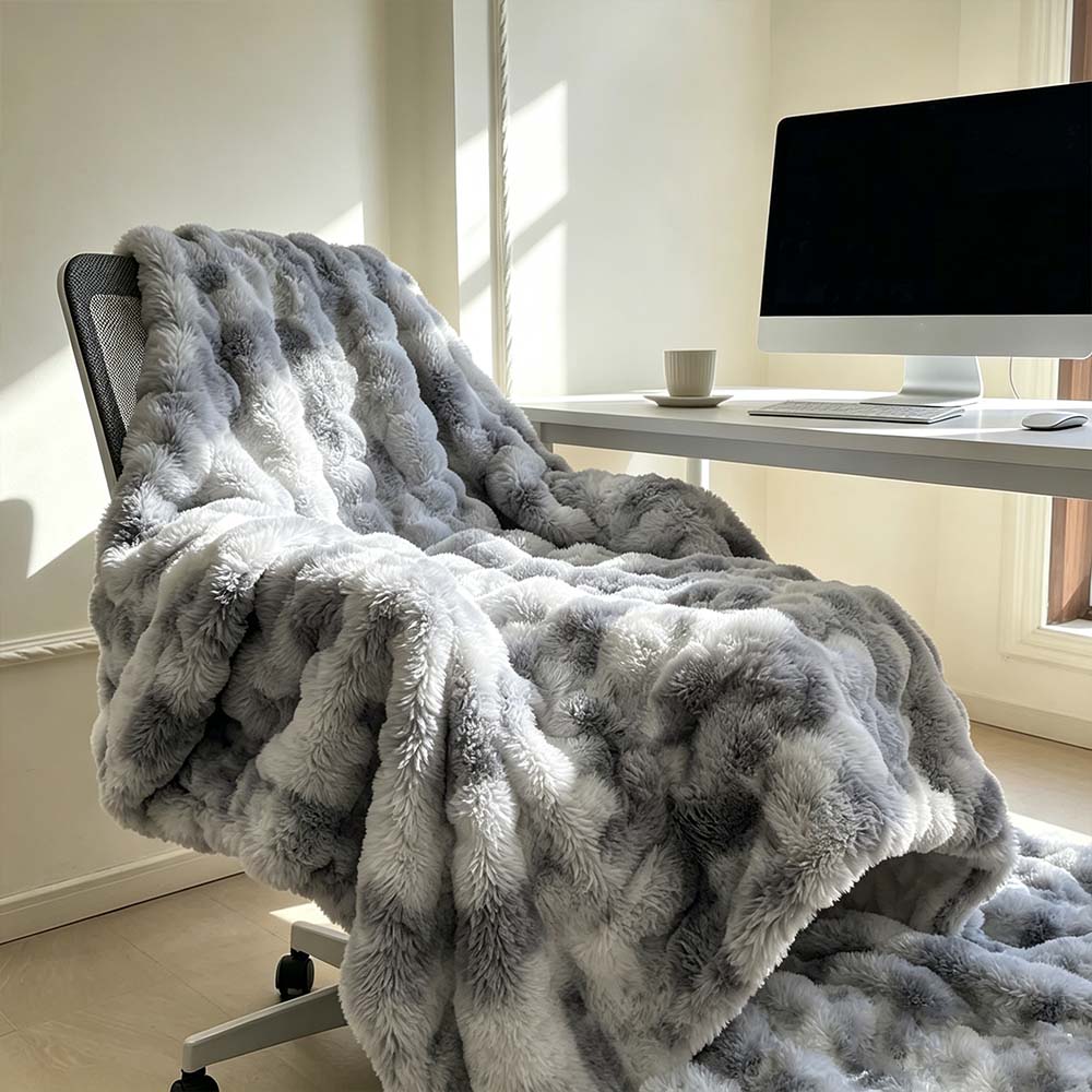 Cozy Faux Fur Throw Blanket for Couch, Fuzzy Soft Plush Blanket| COZORVEL