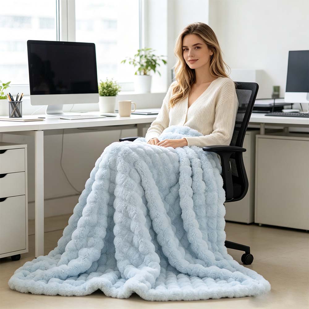 Cozy Faux Fur Throw Blanket for Couch, Fuzzy Soft Plush Blanket| COZORVEL