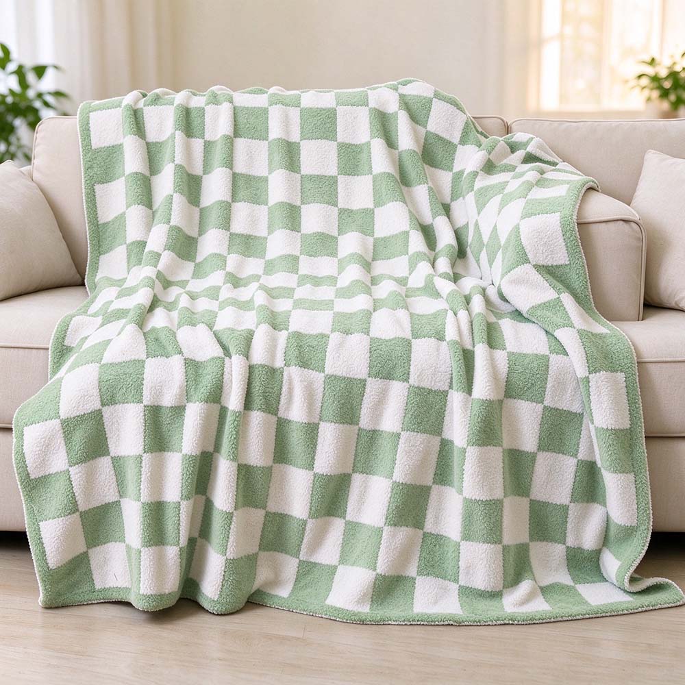 Checkerboard Plush Throw Blanket, Soft Cozy Flannel Checkered Blanket | COZORVEL