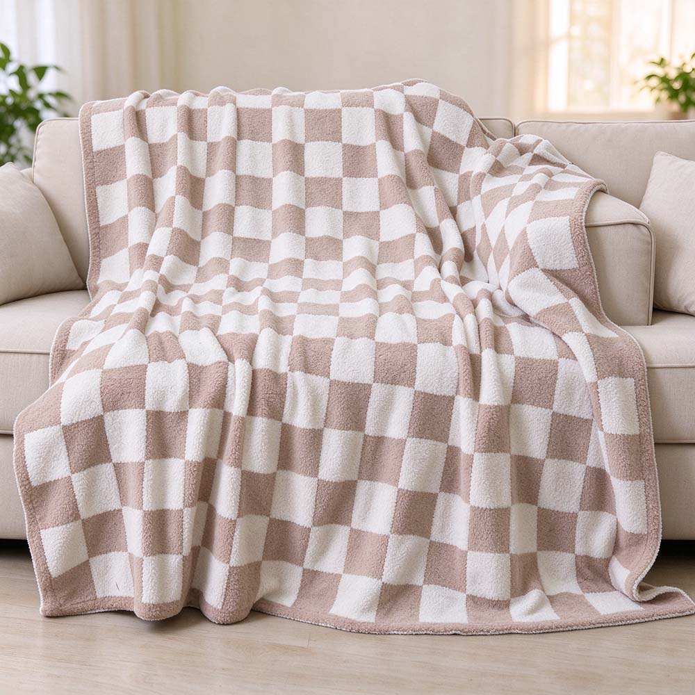 Checkerboard Plush Throw Blanket, Soft Cozy Flannel Checkered Blanket | COZORVEL